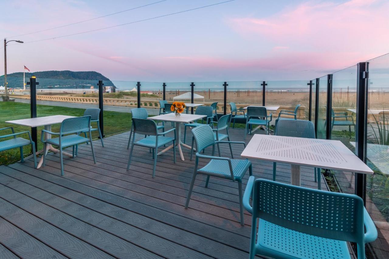 Seashore Inn On The Beach Seaside Buitenkant foto